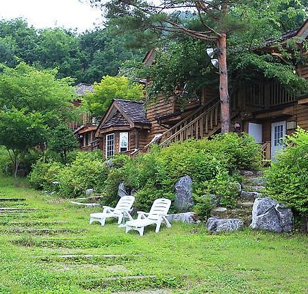 Mayfair Deneb Pension Pyeongchang Bagian luar foto