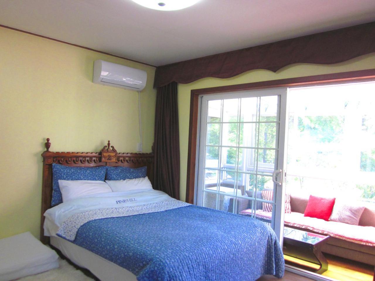 Mayfair Deneb Pension Pyeongchang Bagian luar foto