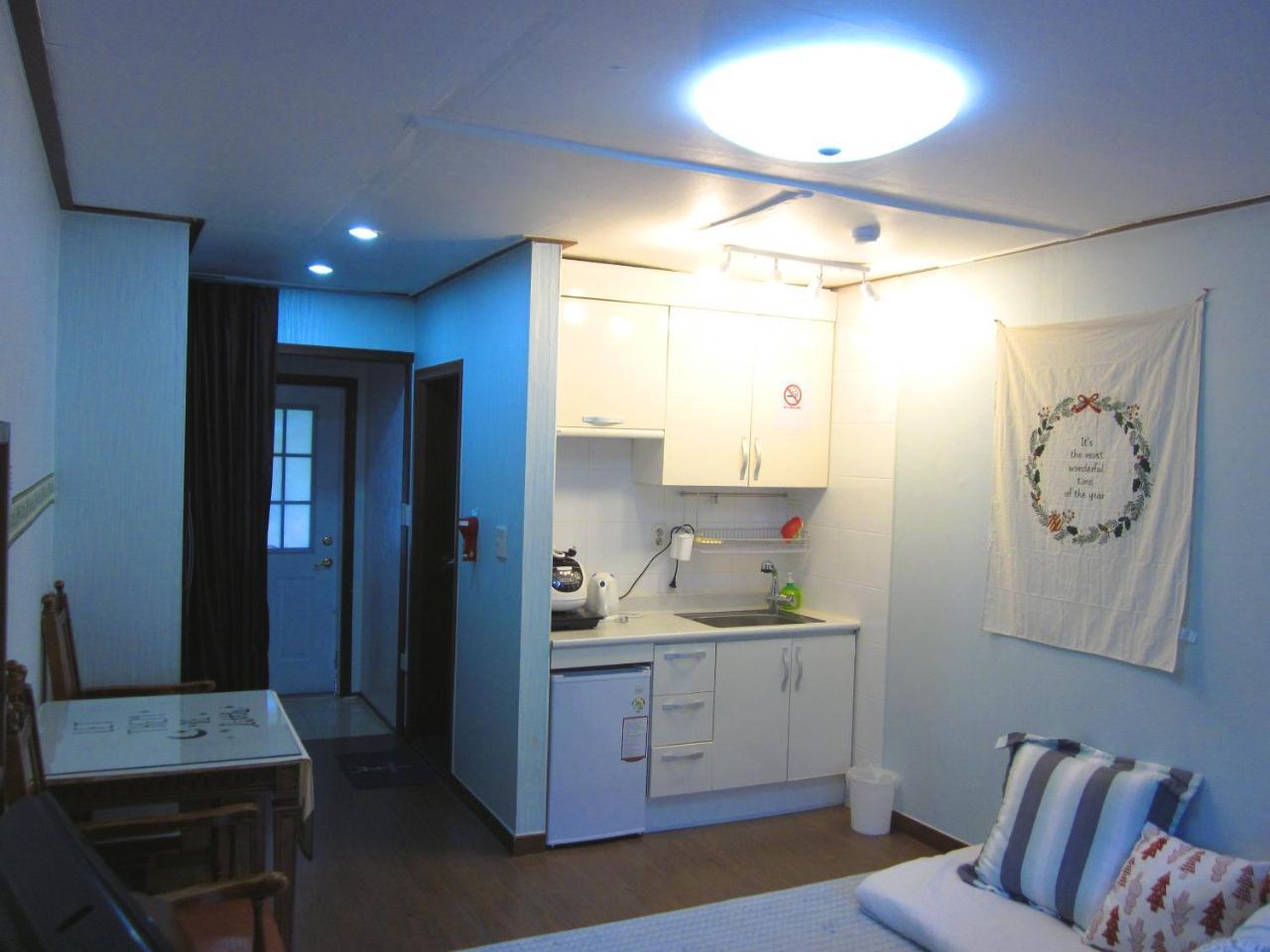 Mayfair Deneb Pension Pyeongchang Bagian luar foto